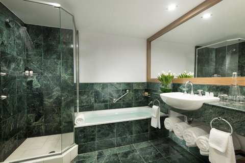 Sofitel Gold Coast Broadbeach - Geraldton Accommodation 2