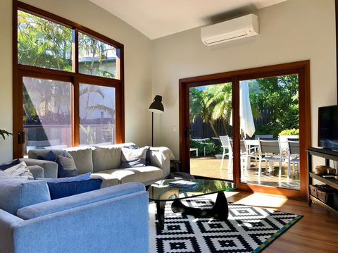 Villa 1 - 3 Parkedge Road - Geraldton Accommodation 5