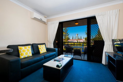 Island Beach Resort - Geraldton Accommodation 13