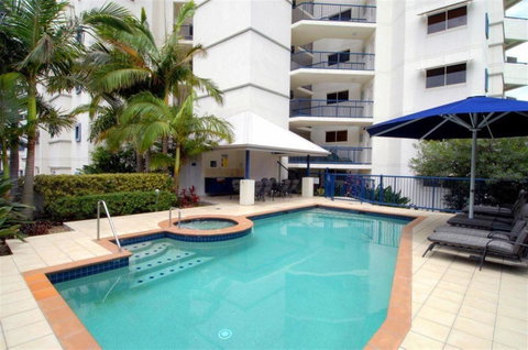 Raffles Mooloolaba - Geraldton Accommodation 1