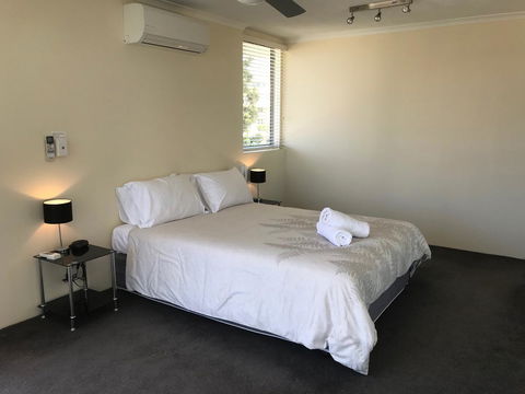Rainbow Bay Resort Holiday Apartments - Geraldton Accommodation 18
