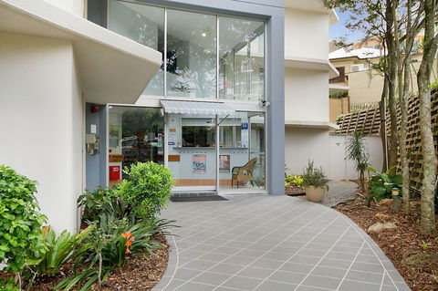 Rainbow Bay Resort Holiday Apartments - Geraldton Accommodation 12