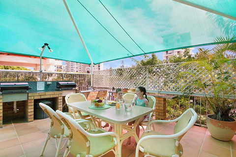 Rainbow Bay Resort Holiday Apartments - Geraldton Accommodation 8