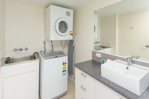 Miami Beachside Holiday Apartments - Geraldton Accommodation 23