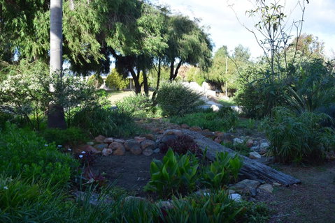 Watersun Beach House - Geraldton Accommodation 2