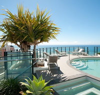 Wave Apartments Broadbeach - Geraldton Accommodation