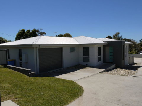 Westwood Villas - Bridport - Geraldton Accommodation 0