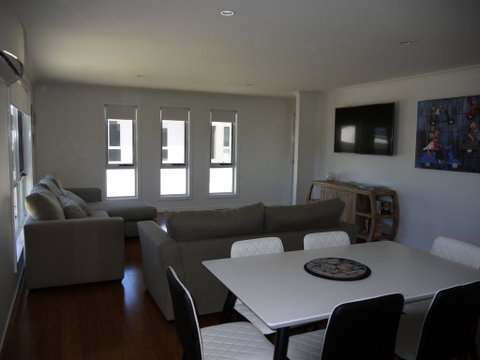 Westwood Villas - Bridport - Geraldton Accommodation 2