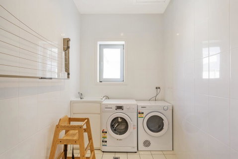 Wharf Apartment Unit 15 - Geraldton Accommodation 3
