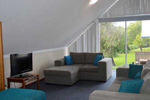 Whitesands - Geraldton Accommodation 2