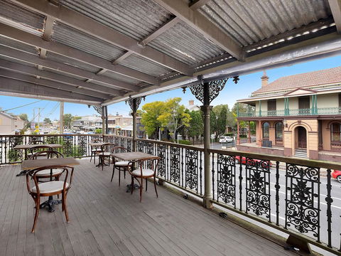 William Arnott Hotel - Geraldton Accommodation 1