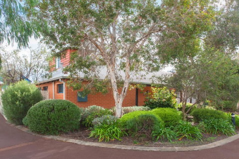 Wills - Geraldton Accommodation 0