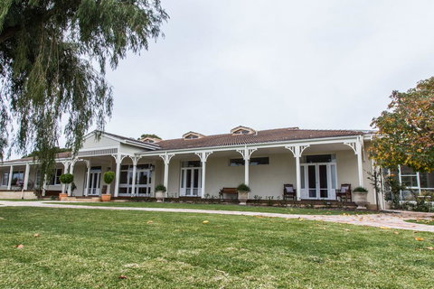Winniston Lodge Luxury Accommodation - Geraldton Accommodation 0