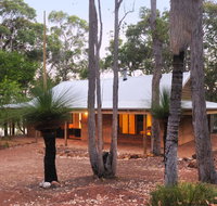 Woodstone Possum Cottage - Geraldton Accommodation