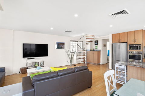 Yacaaba Terrace, Unit 9, 3 Yacaaba Street - Geraldton Accommodation 3