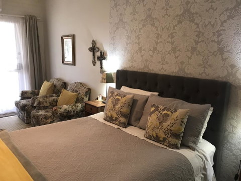 Yellow Gum Bed And Breakfast - Geraldton Accommodation 1