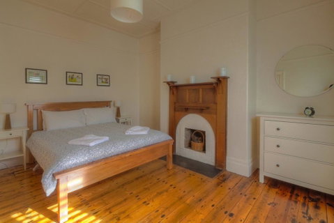 Young's Cottage - Circa: 1861 - Geraldton Accommodation 2