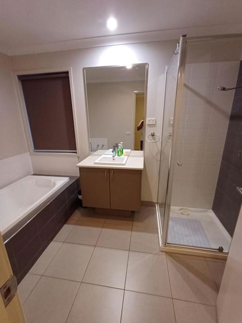 A Beautiful And Spacious Home - Geraldton Accommodation 4