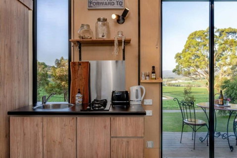A Dam Good View By Tiny Away - Geraldton Accommodation 2