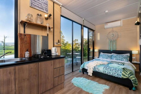 A Dam Good View By Tiny Away - Geraldton Accommodation 4