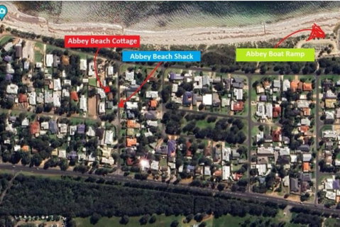Abbey Beach Cottage - Geraldton Accommodation 3