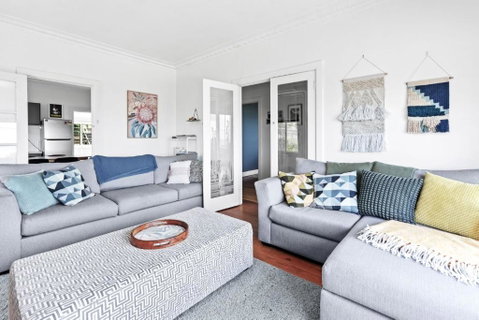 Absolute Beachfront Views Apollo Bay - Geraldton Accommodation 1
