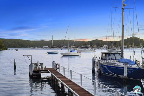 Aircabin - Daleys Point - Waterfront Retreat House - Geraldton Accommodation 0