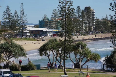 Alexandra Headland Beach - Stunning Views ZF9 - Geraldton Accommodation 3