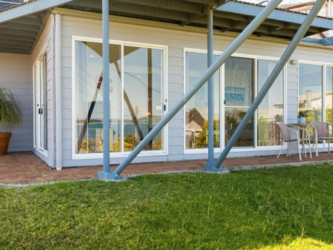 Alexandra Suite Gerroa - Geraldton Accommodation 2