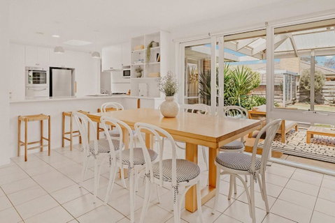 Alkira - Geraldton Accommodation 1