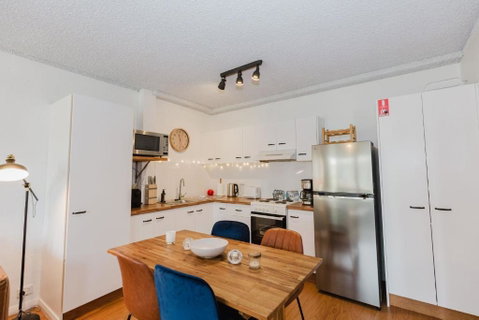 Alpine Mountain View - 24 Of 13-15 Kirwan Close - Geraldton Accommodation 1