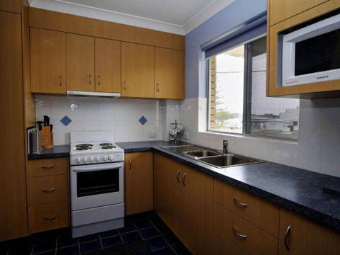 Anchorage 7 - Geraldton Accommodation 2
