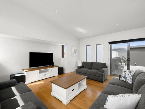 Anderson Central Torquay 36 - Geraldton Accommodation 3