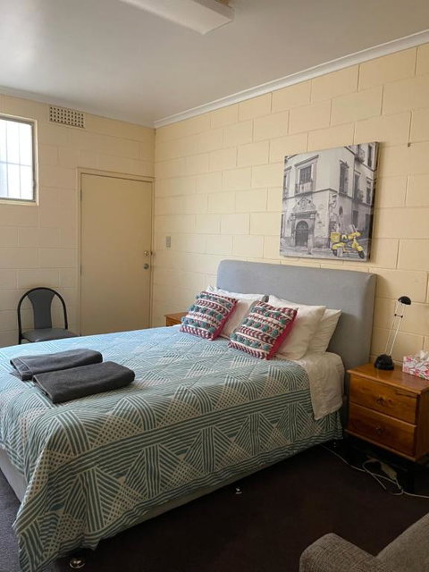 Argent Abode CBD - Geraldton Accommodation 4