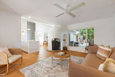 Apollo House - Geraldton Accommodation 3