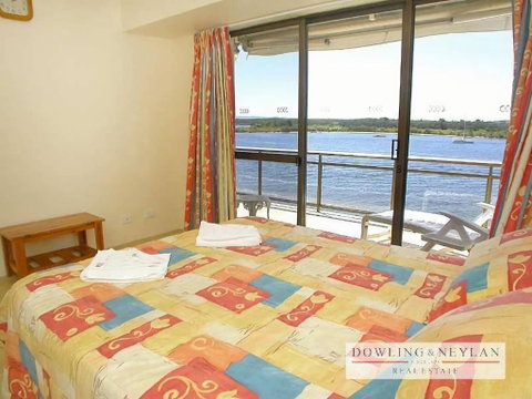 Aqua Linea 6 Noosa Parade 82 - Geraldton Accommodation 4