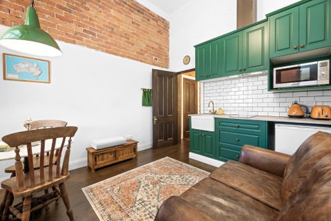 Arapiles Crash Pad - Geraldton Accommodation 2