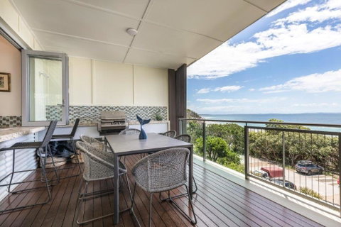 At Waves Penthouse Unit15 - Geraldton Accommodation 4