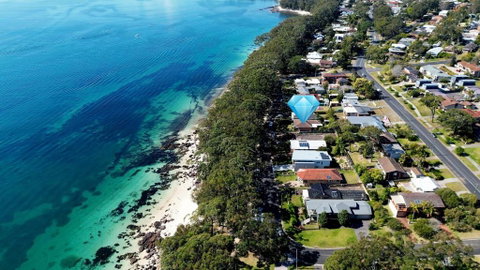 AXL Orion Beach Home: Beach Front - Geraldton Accommodation 0