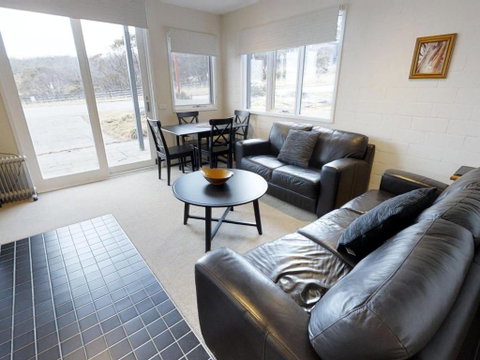 Apartment 4 - Geraldton Accommodation 1