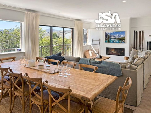 Avalon - Geraldton Accommodation 2