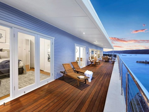 Barrenjoey Beach House - Geraldton Accommodation 0