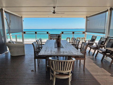 BEACH BACH - Geraldton Accommodation 2