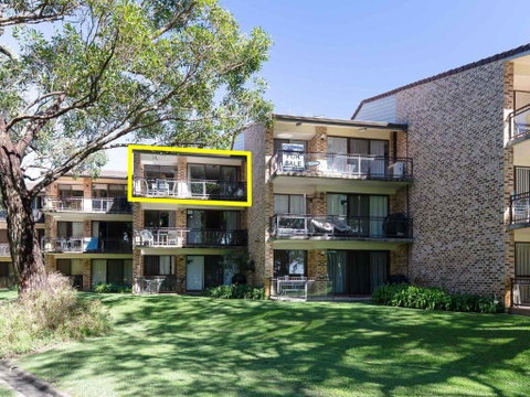 Bay Parklands, 34 2 Gowrie Avenue - Air Con, Wifi, Views, Pool, Spa & Tennis Court - Geraldton Accommodation 3