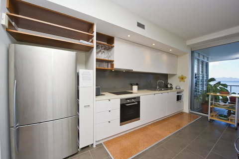 1 Bright Point Apartment 5404 - Geraldton Accommodation 3