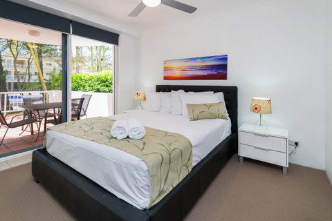 The Ritz Resort Heated Pool - Geraldton Accommodation 8
