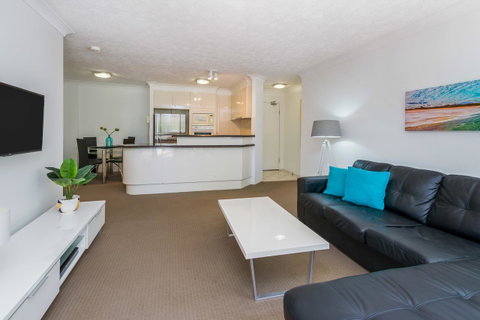 The Ritz Resort Heated Pool - Geraldton Accommodation 10