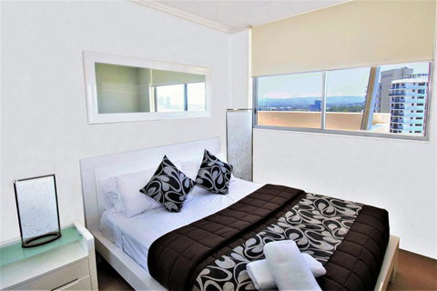 Trilogy Surfers Paradise - Geraldton Accommodation 22