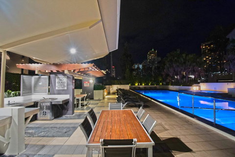 Trilogy Surfers Paradise - Geraldton Accommodation 10