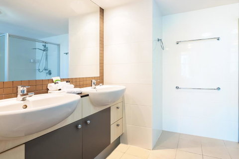 Trilogy Surfers Paradise - Geraldton Accommodation 35